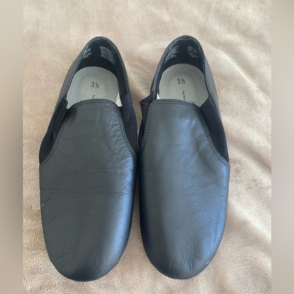 Girls Ballet shoes size 3.5